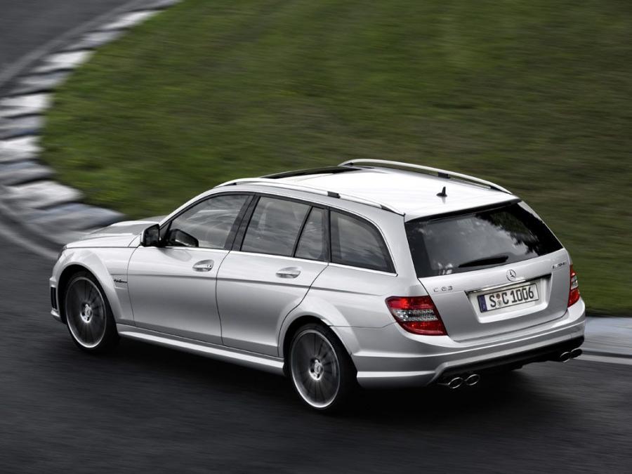  Mercedes-Benz C63 AMG Estate 2008 года  (фото 5 из 6)